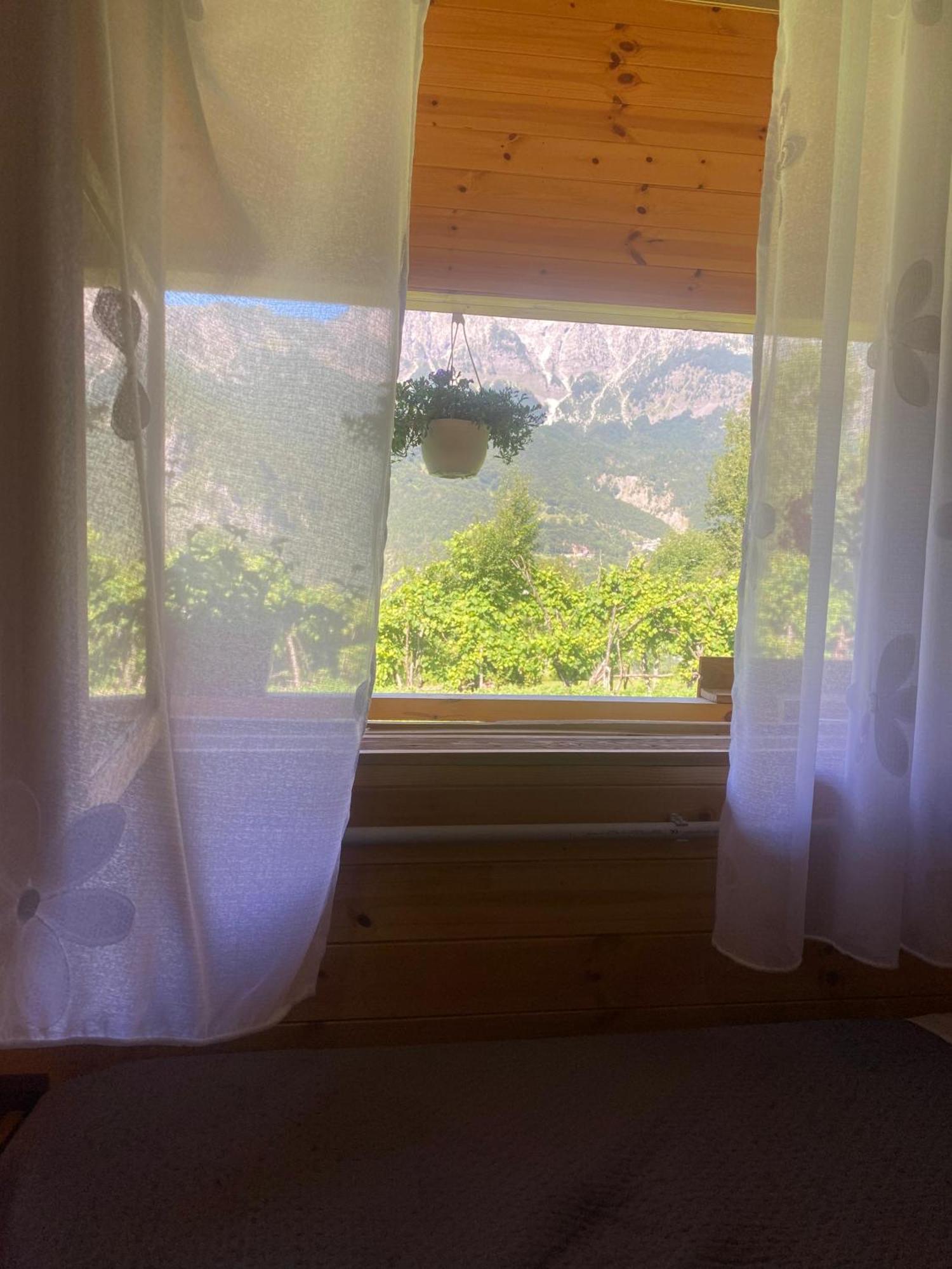 Hotel Bujtina Shkambi Theth Esterno foto