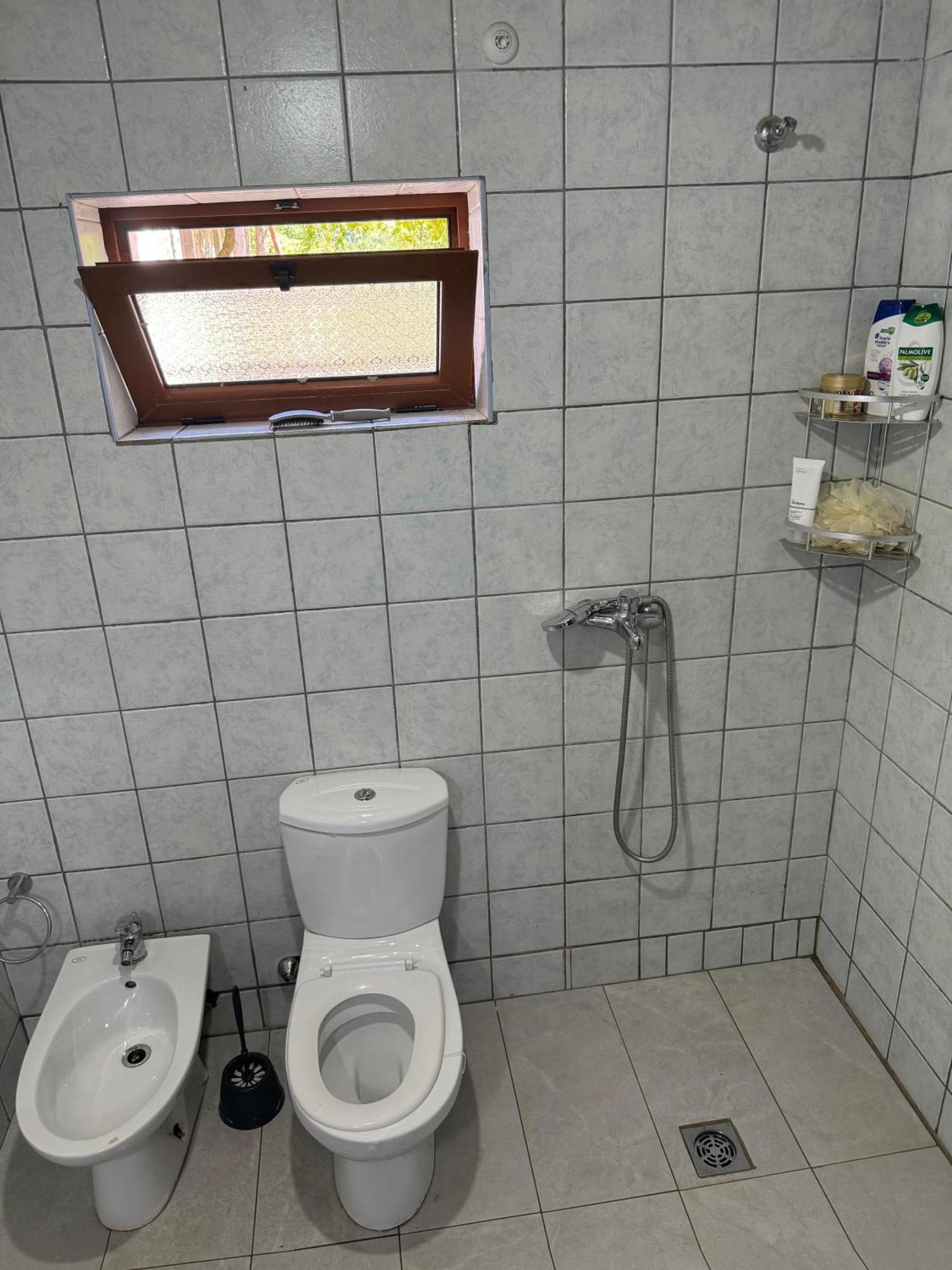 Hotel Bujtina Shkambi Theth Esterno foto